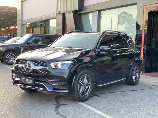 奔驰 奔驰GLE  2022款 改款 GLE 450 4MATIC 时尚型