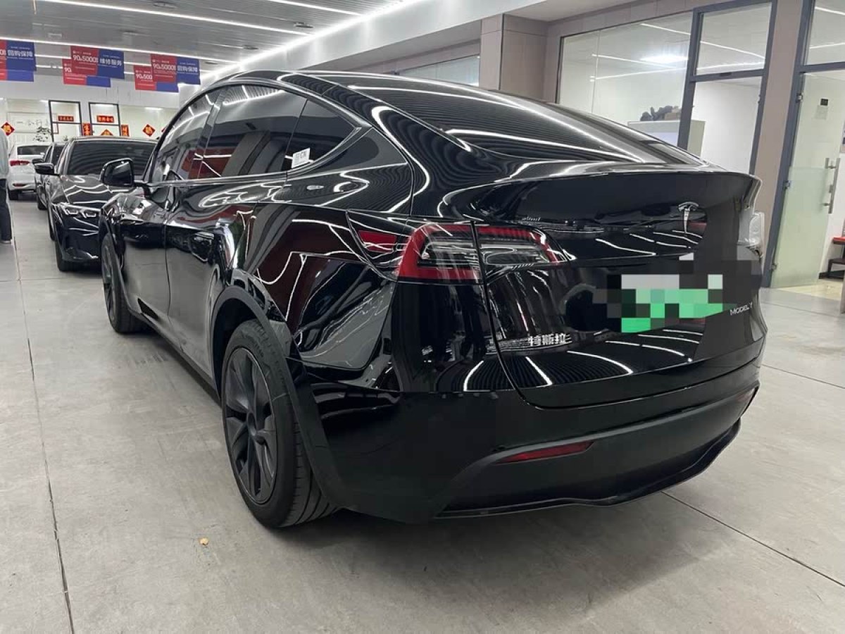特斯拉 Model Y  2024款 后輪驅(qū)動(dòng)版圖片