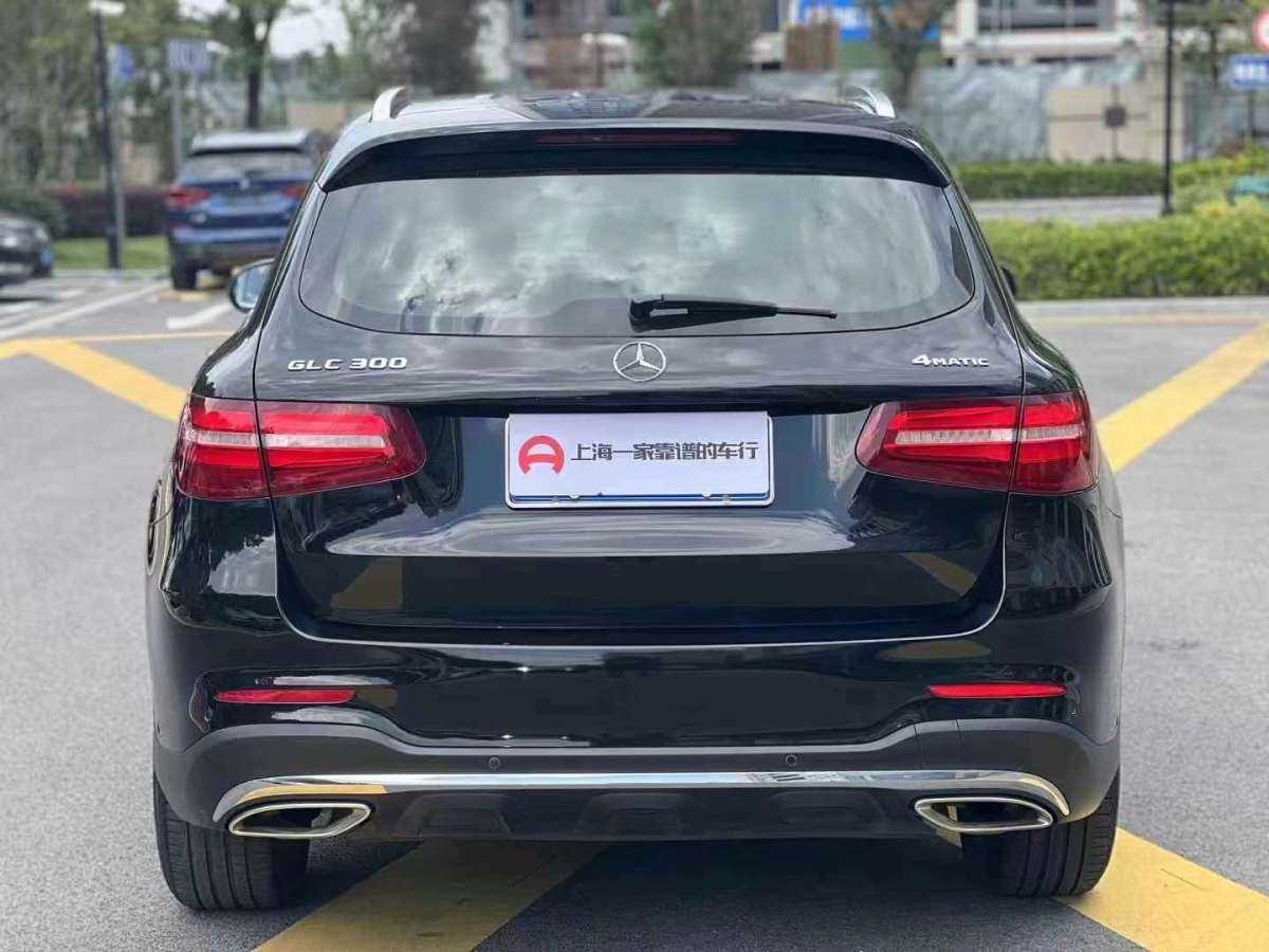 2018年6月奔馳 奔馳GLC  2018款 GLC 300 4MATIC 豪華型