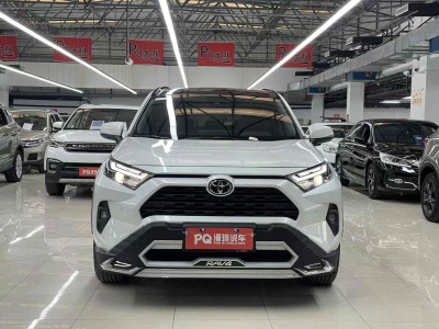 2024年1月 豐田 RAV4 榮放 2.0L CVT兩驅(qū)風(fēng)尚版圖片