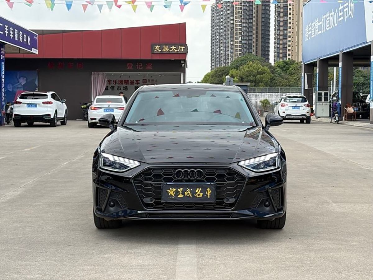 奧迪 奧迪A4L  2022款 40 TFSI 豪華動感型圖片