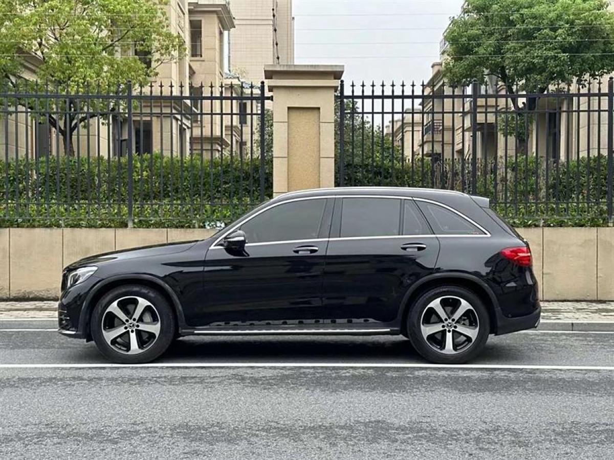 奔馳 奔馳GLC  2017款 GLC 300 4MATIC 動(dòng)感型圖片