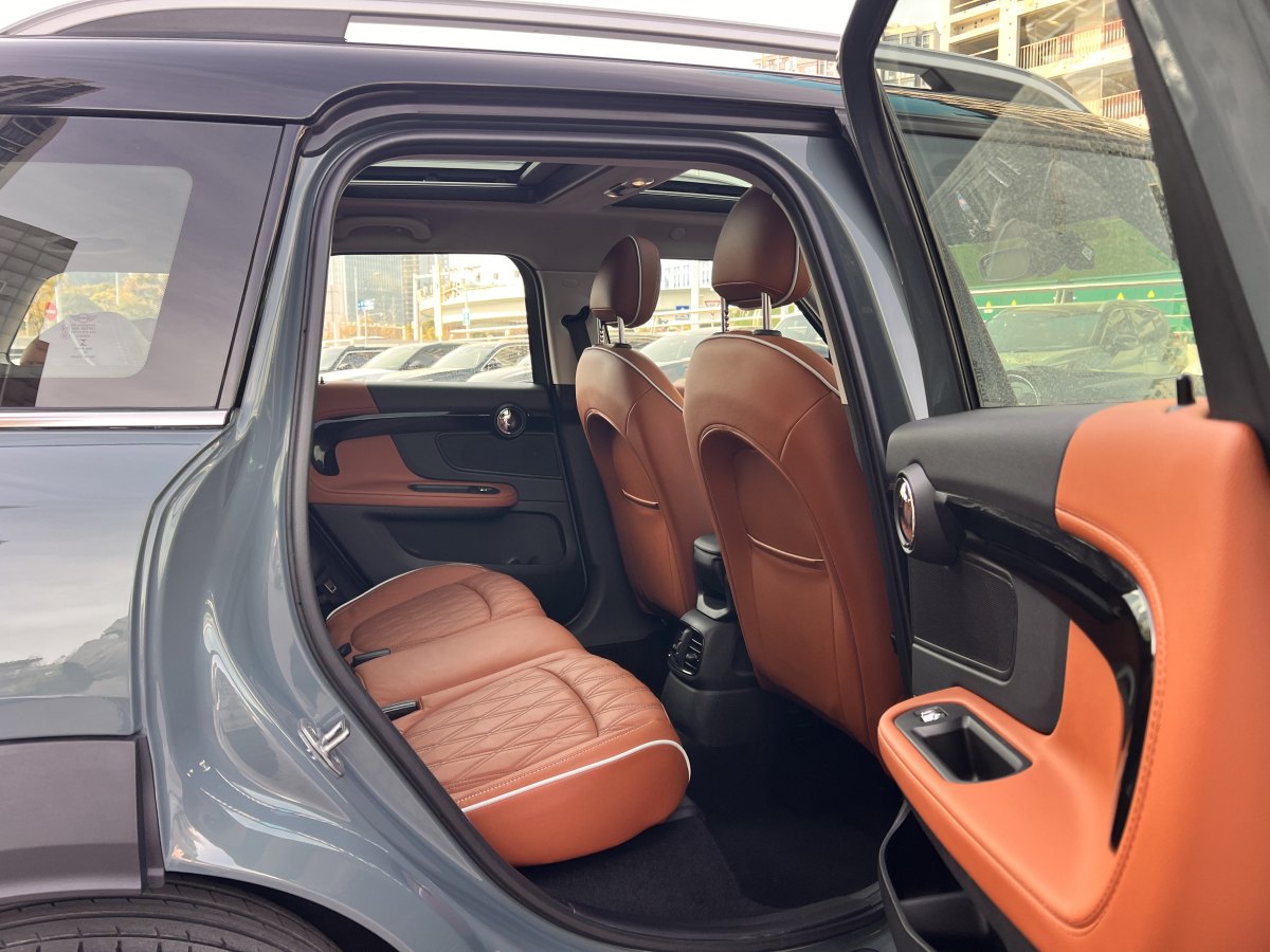 MINI COUNTRYMAN  2023款 改款二 2.0T COOPER S ALL4 鑒賞家圖片