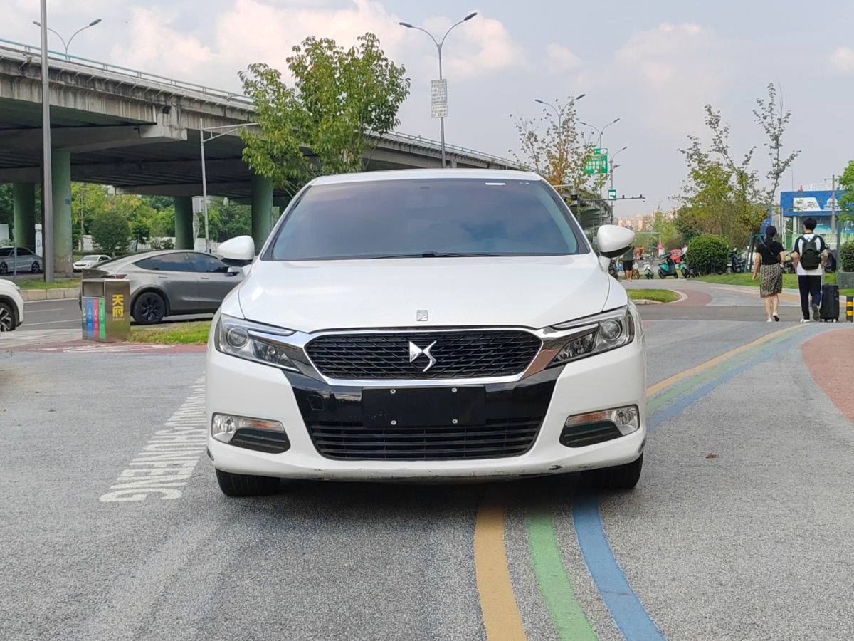 DS DS 5LS  2014款 1.6T 雅致版THP160图片