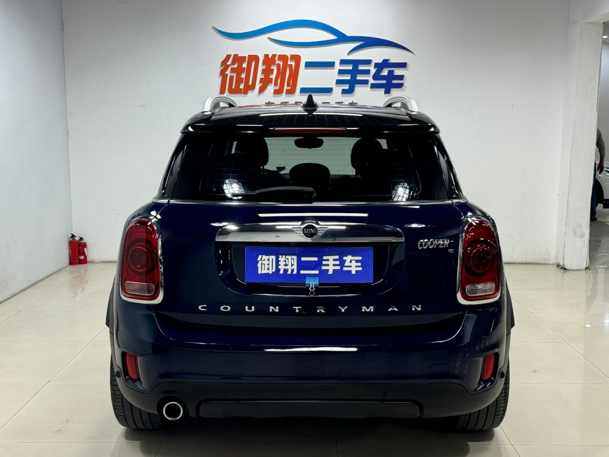 MINI COUNTRYMAN  2018款 1.5T COOPER ALL4 藝術家圖片