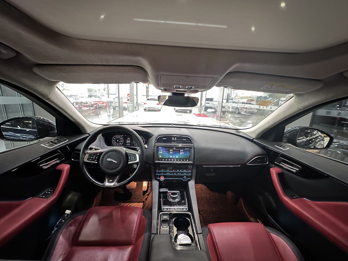 2019年4月捷豹 F-PACE  2019款 2.0T 四驅(qū)R-Sport運(yùn)動版