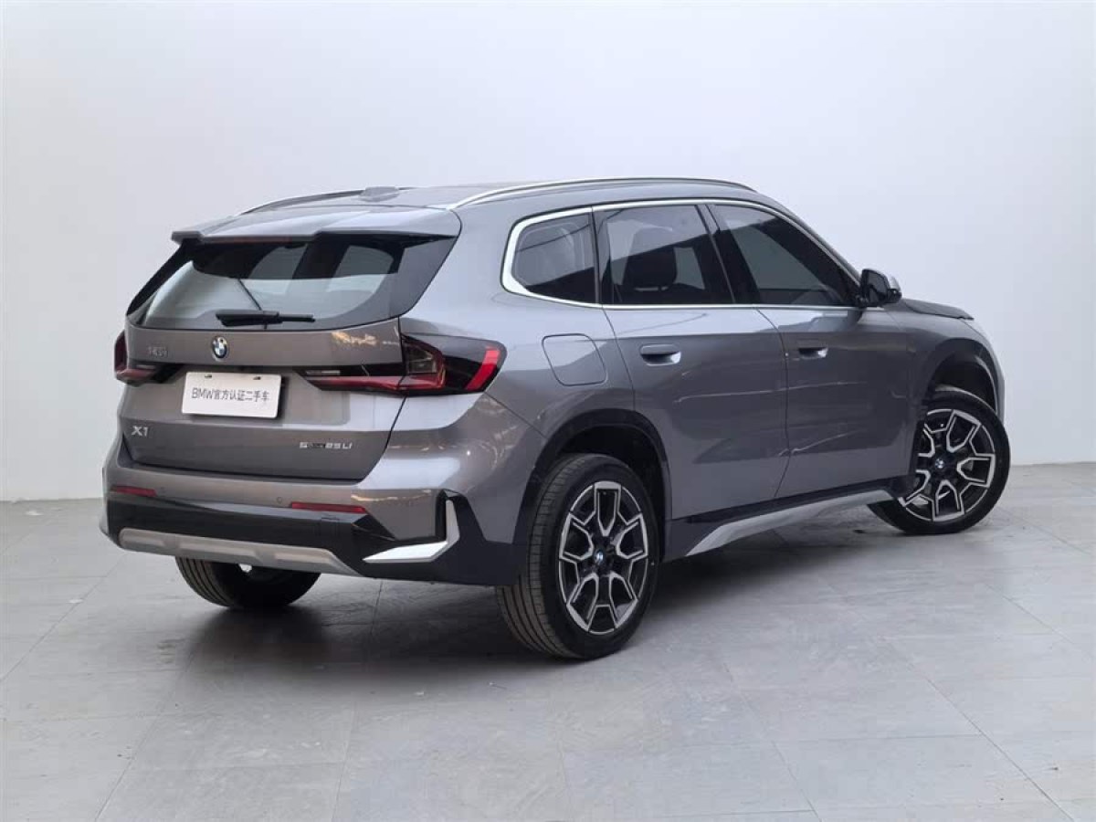 寶馬 寶馬X1  2023款 xDrive25Li X設(shè)計(jì)套裝圖片