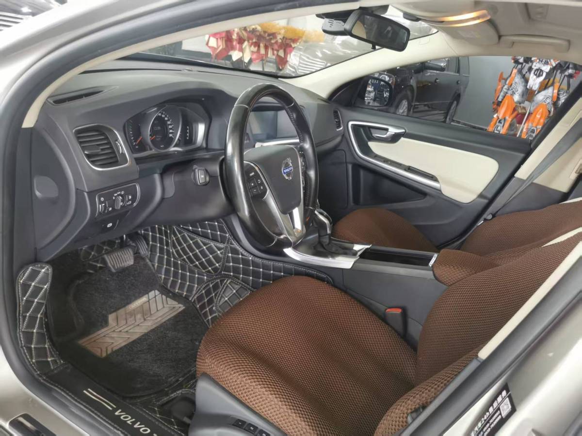 沃爾沃 V60  2015款 T5 智逸版圖片