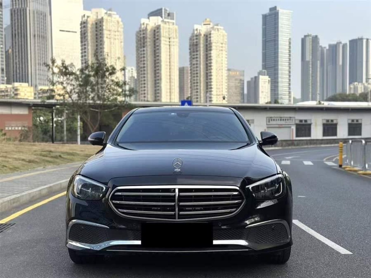 奔馳 奔馳E級  2022款 改款二 E 300 L 時尚型圖片