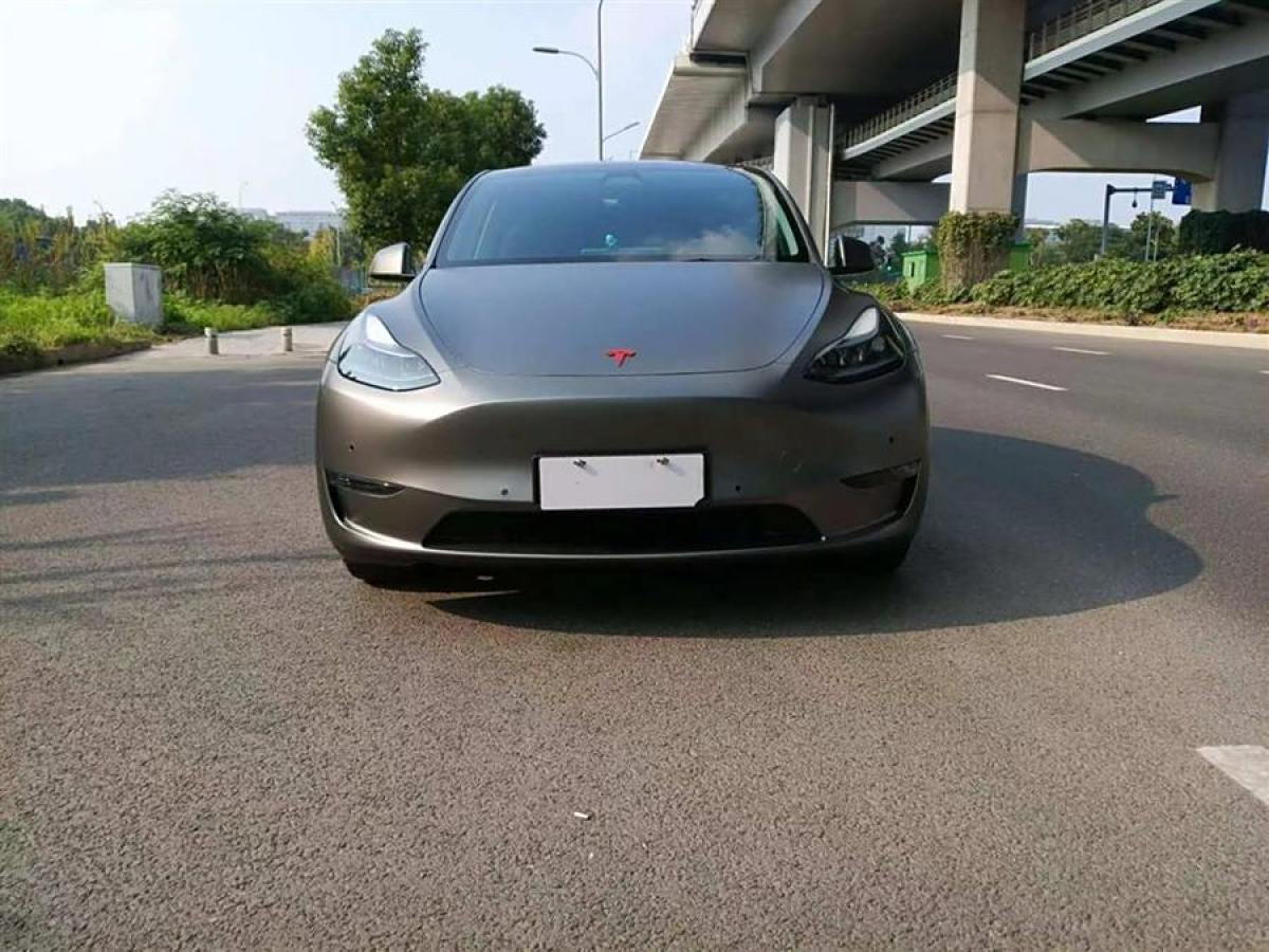 2023年10月特斯拉 Model Y  2023款 長(zhǎng)續(xù)航煥新版 雙電機(jī)全輪驅(qū)動(dòng)