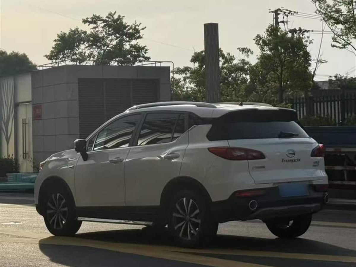 廣汽傳祺 GS3  2019款 235T 自動(dòng)精英版圖片