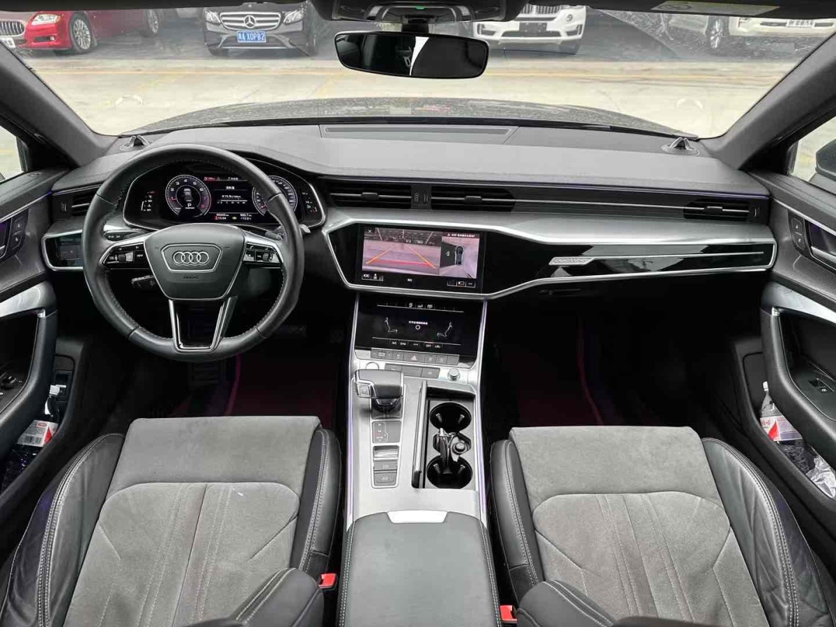 奧迪 奧迪A6L  2020款 45 TFSI quattro 臻選動(dòng)感型圖片