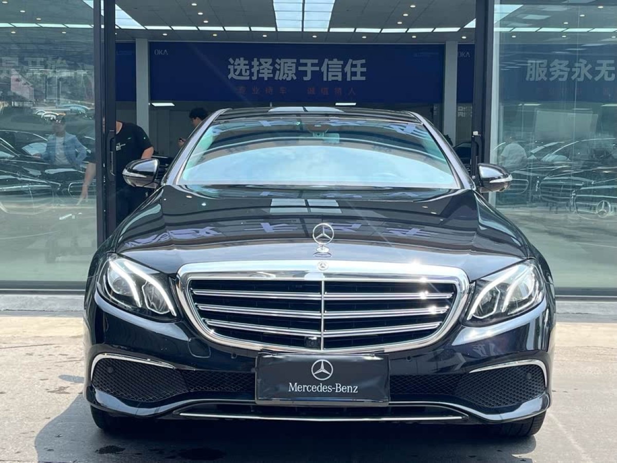 奔馳 奔馳E級  2020款 改款 E 300 L 時尚型圖片