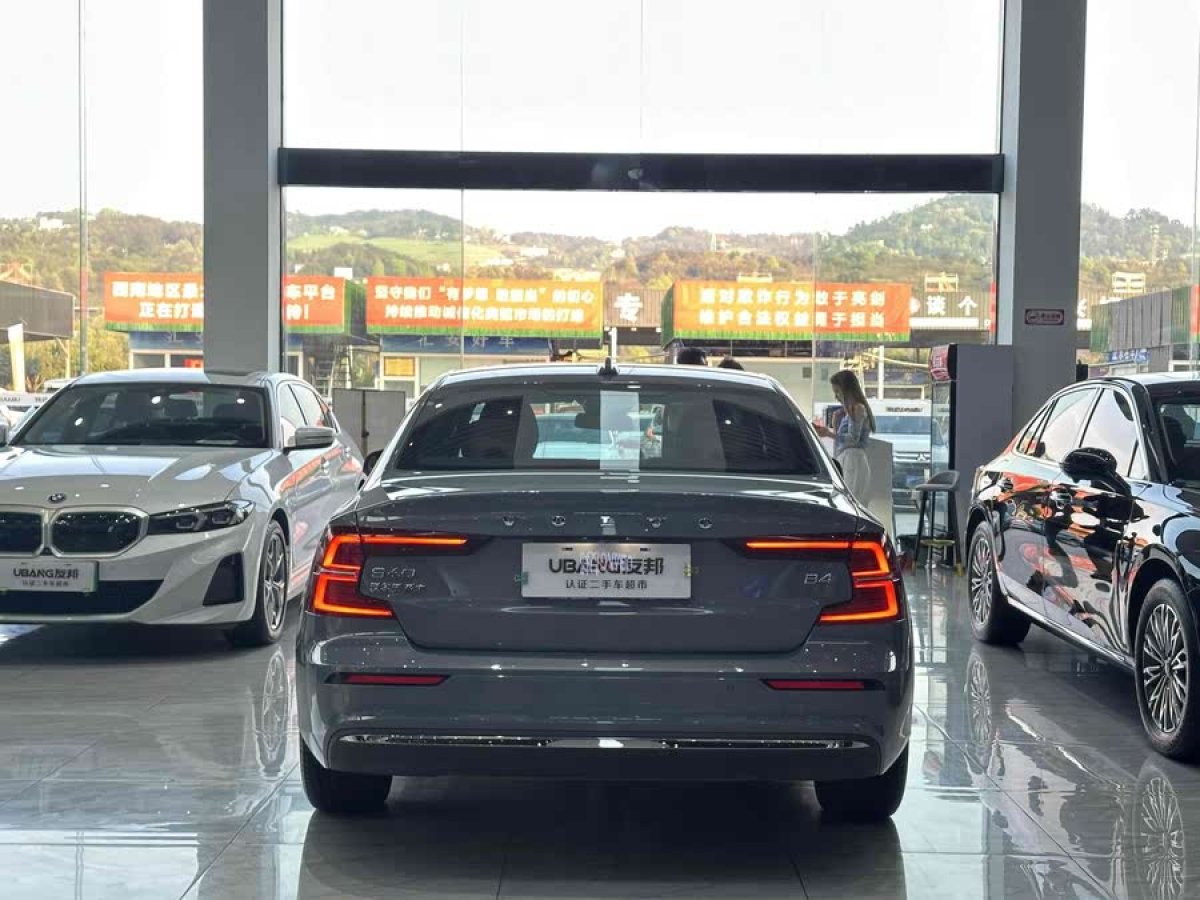 沃爾沃 S60L  2023款 B4 智逸豪華版圖片
