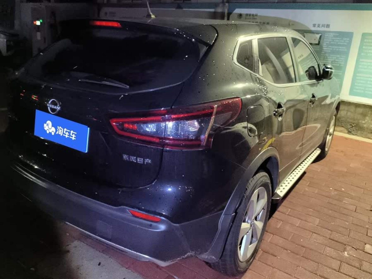 日產(chǎn) 逍客  2023款 經(jīng)典 2.0L CVT XV舒適版圖片