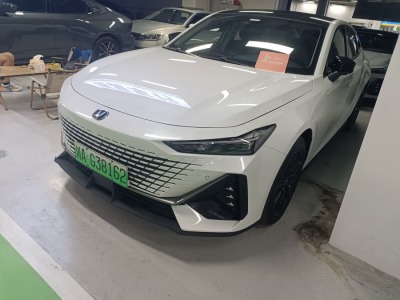 2023年5月 長安 長安UNI-V 智電iDD 智電iDD 1.5T 113km智酷型圖片
