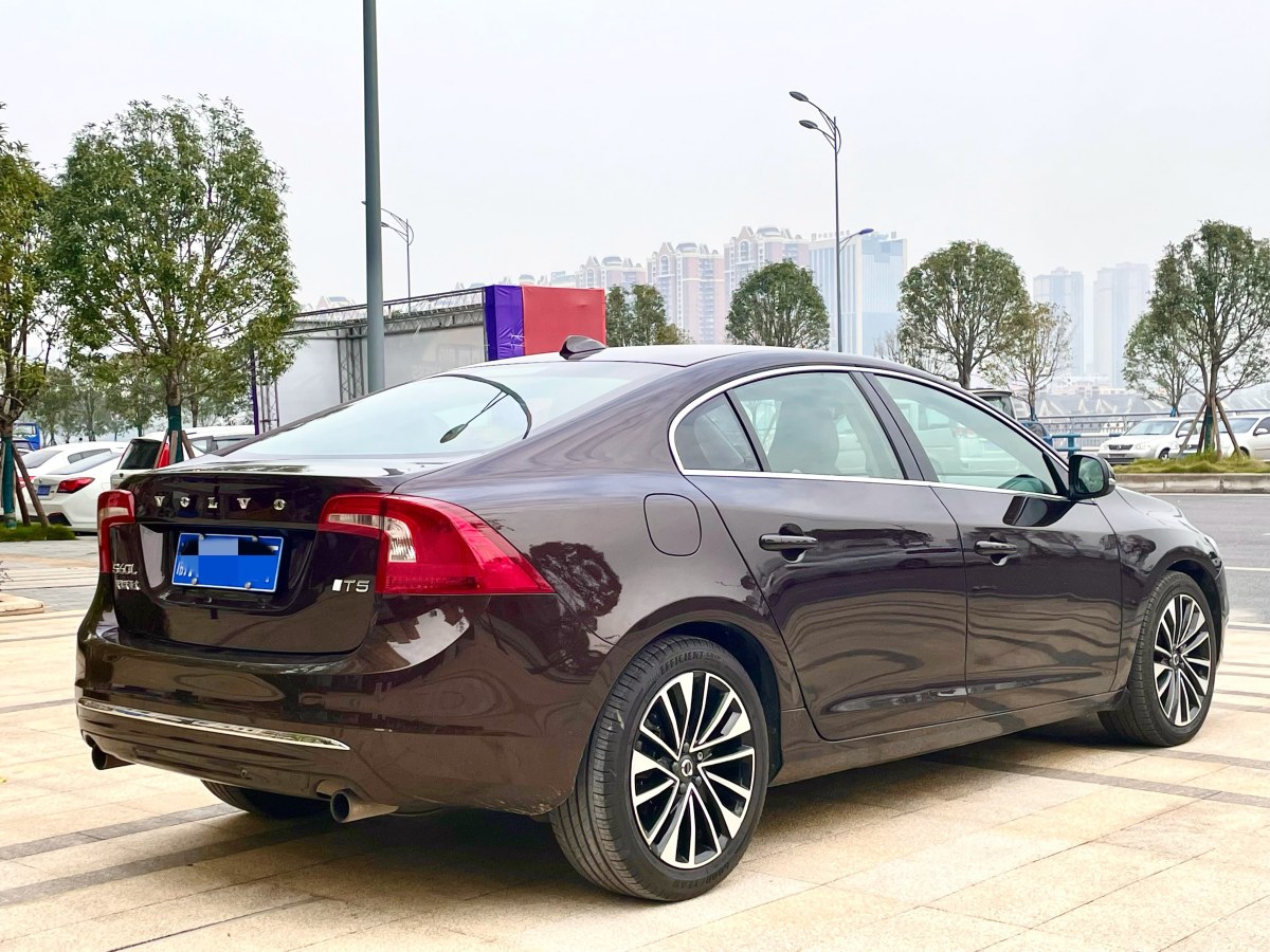 沃爾沃 s60 2014款 2.0t t5 個性運動版(改款)圖片