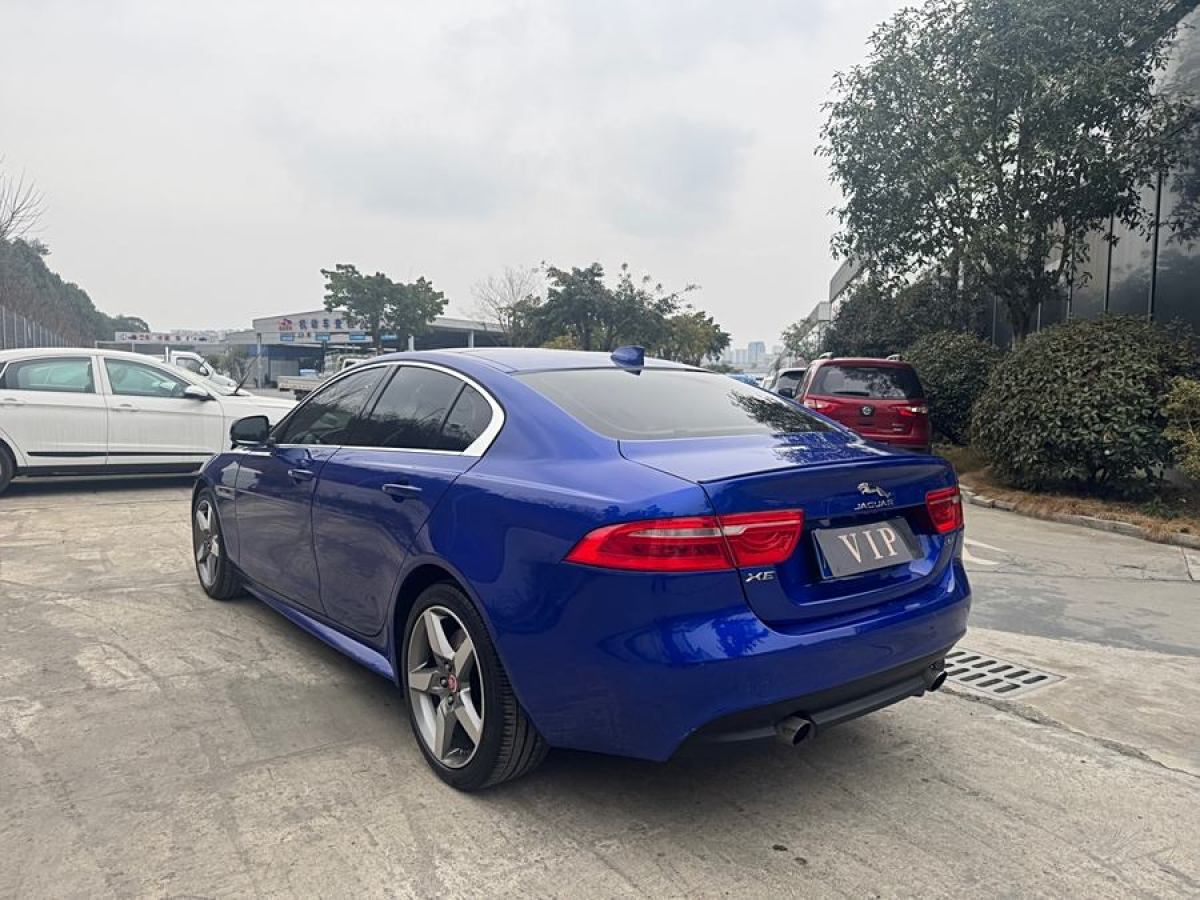 捷豹 XE  2018款 2.0T 200PS 兩驅(qū)R-Sport運(yùn)動(dòng)版圖片