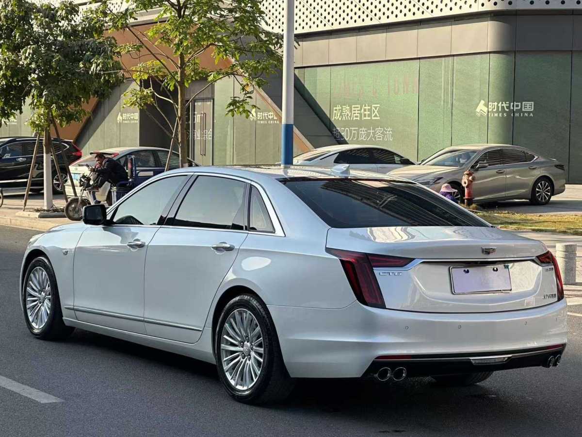 凱迪拉克 CT6  2023款 28T 豪華型圖片