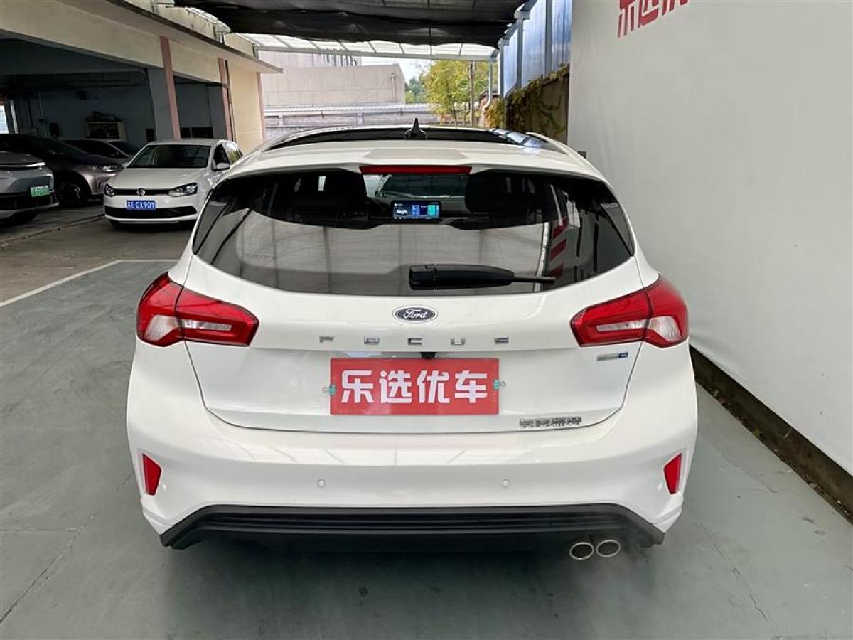 福特 福克斯  2022款 兩廂 EcoBoost 180 自動ST Line圖片