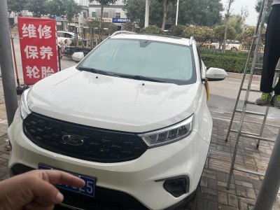 2020年11月 福特 領(lǐng)界 領(lǐng)界S EcoBoost 145 CVT鉑領(lǐng)型圖片