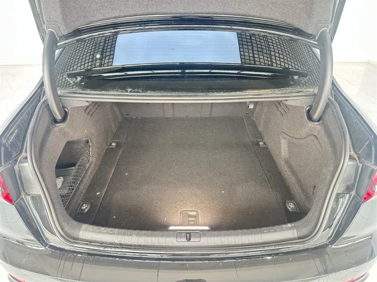 奧迪 奧迪A6L  2023款 改款 40 TFSI 豪華動感型圖片