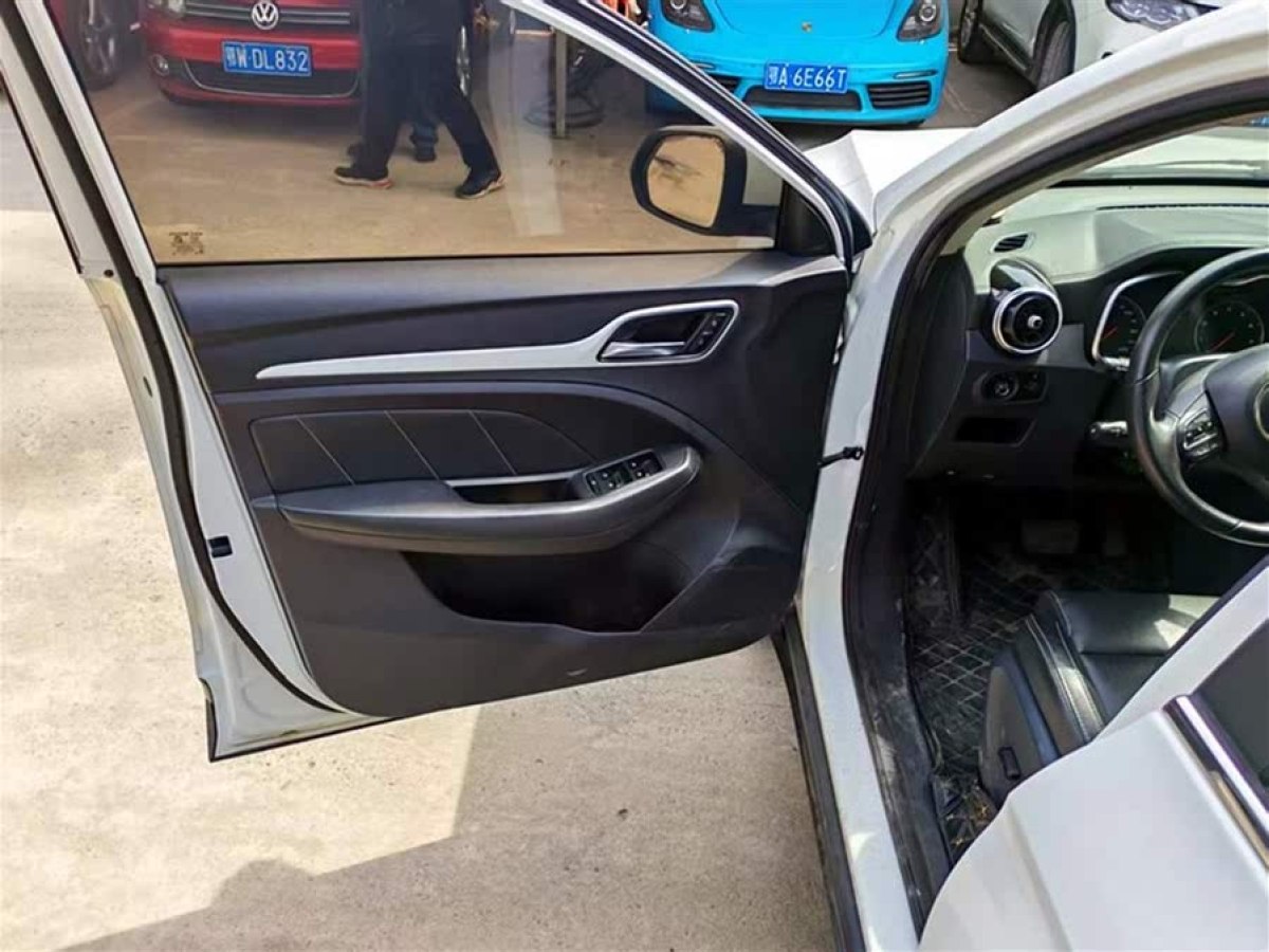 名爵 名爵ZS  2018款 1.5L 自動豪華版圖片