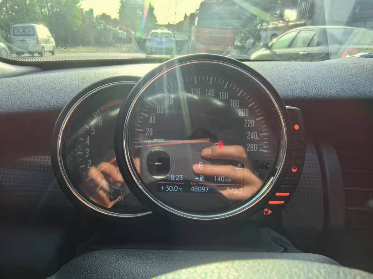 MINI CLUBMAN  2016款 改款 1.5T COOPER圖片