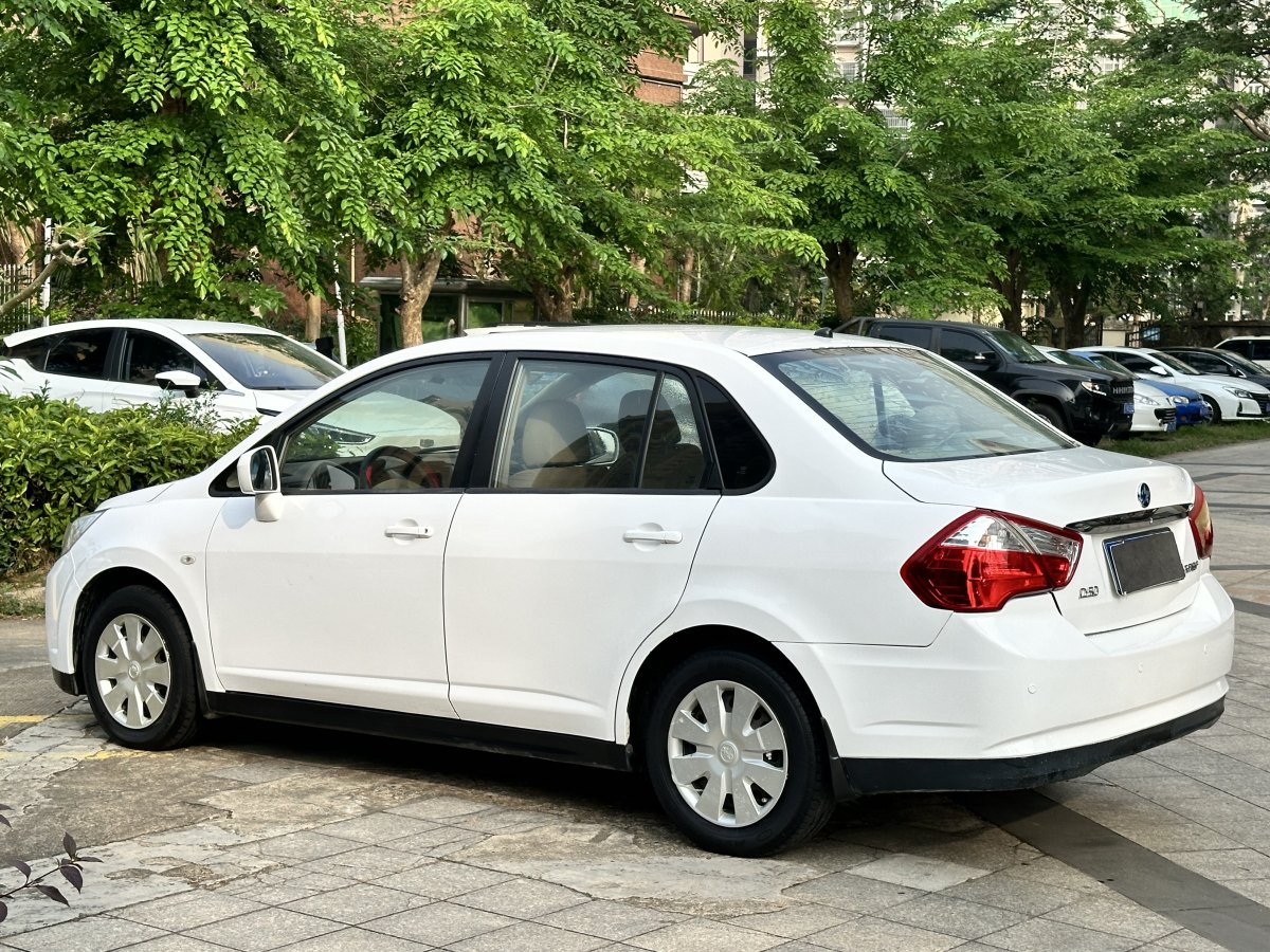 啟辰 D50  2012款 1.6L 自動(dòng)舒適版圖片