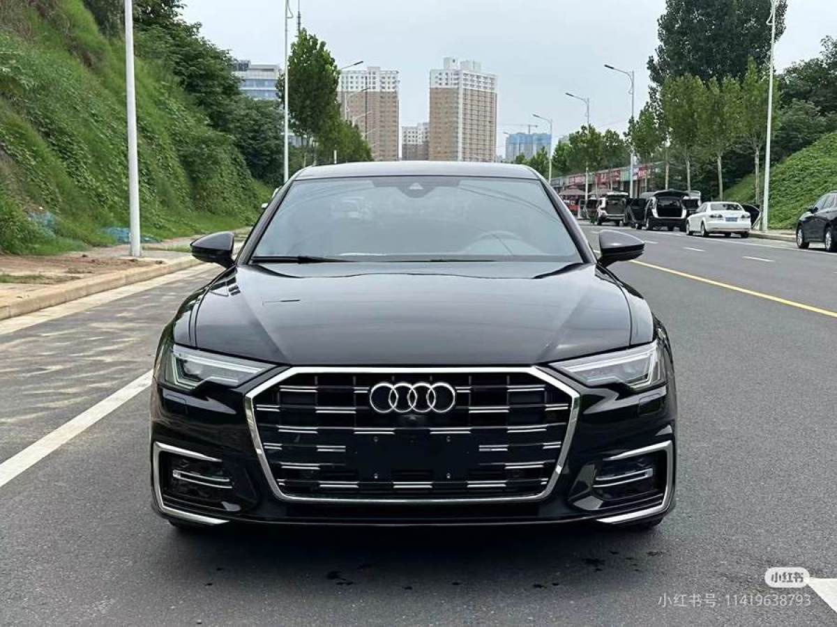 奧迪 奧迪A6L  2023款 改款 45 TFSI 臻選動(dòng)感型圖片