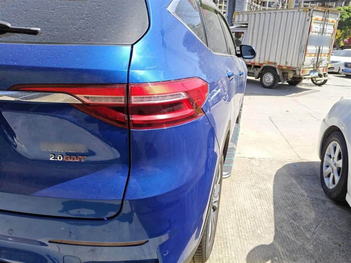 哈弗 F7  2020款 2.0T 兩驅(qū)i范圖片