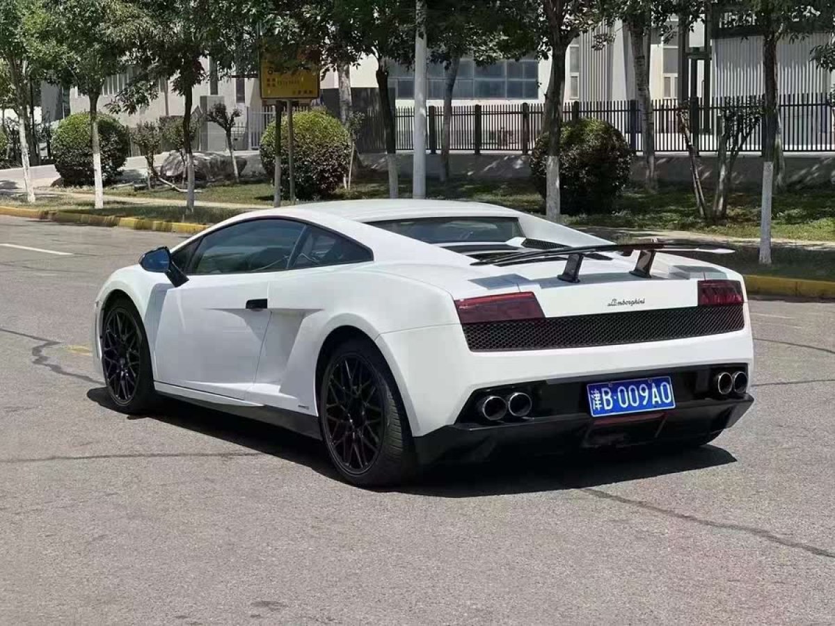 蘭博基尼 Gallardo  2010款 LP 550-2 標(biāo)準(zhǔn)版圖片