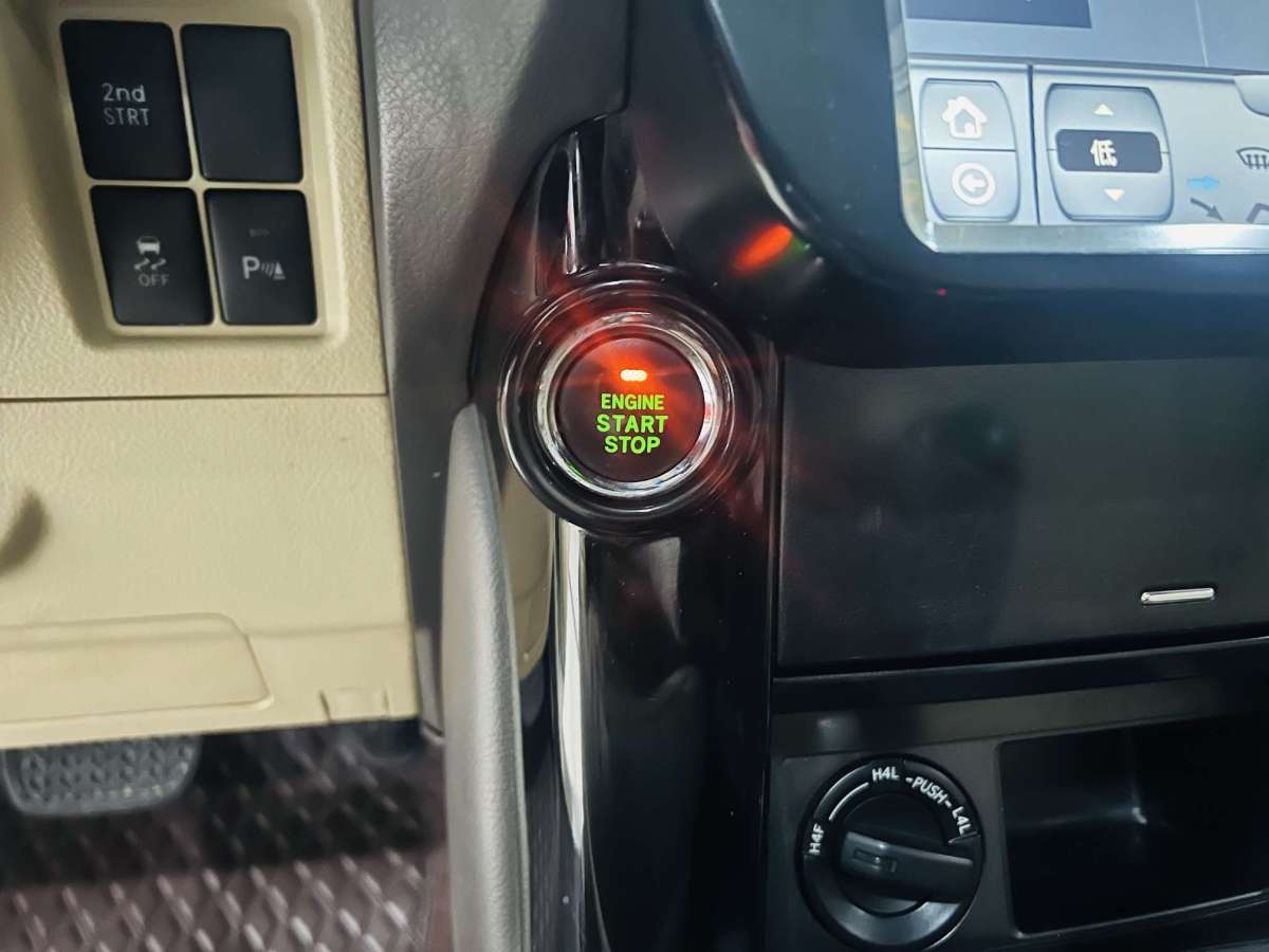 2014年2月丰田 普拉多  2014款 2.7L 自动标准版