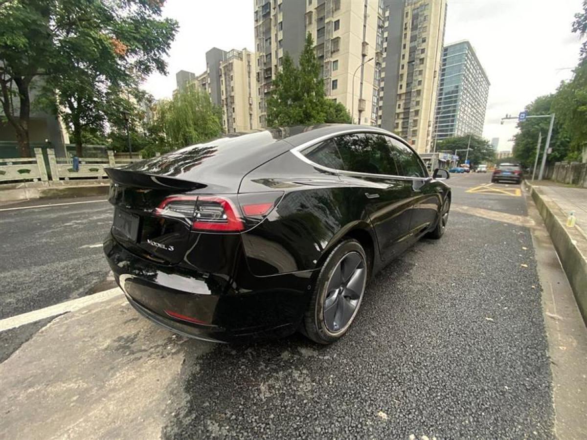 特斯拉 Model 3  2019款 標準續(xù)航后驅(qū)升級版圖片