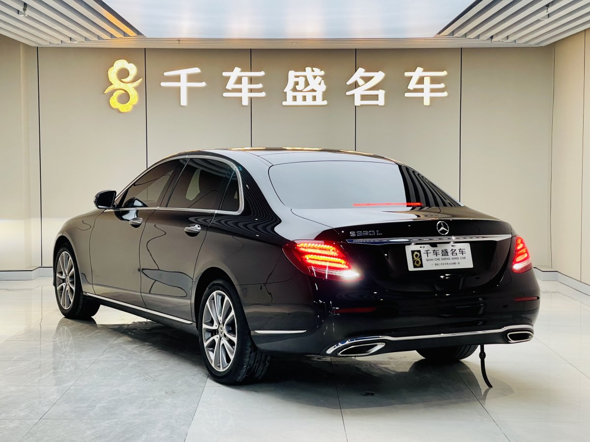 奔馳 奔馳E級  2019款 改款 E 300 L 豪華型圖片