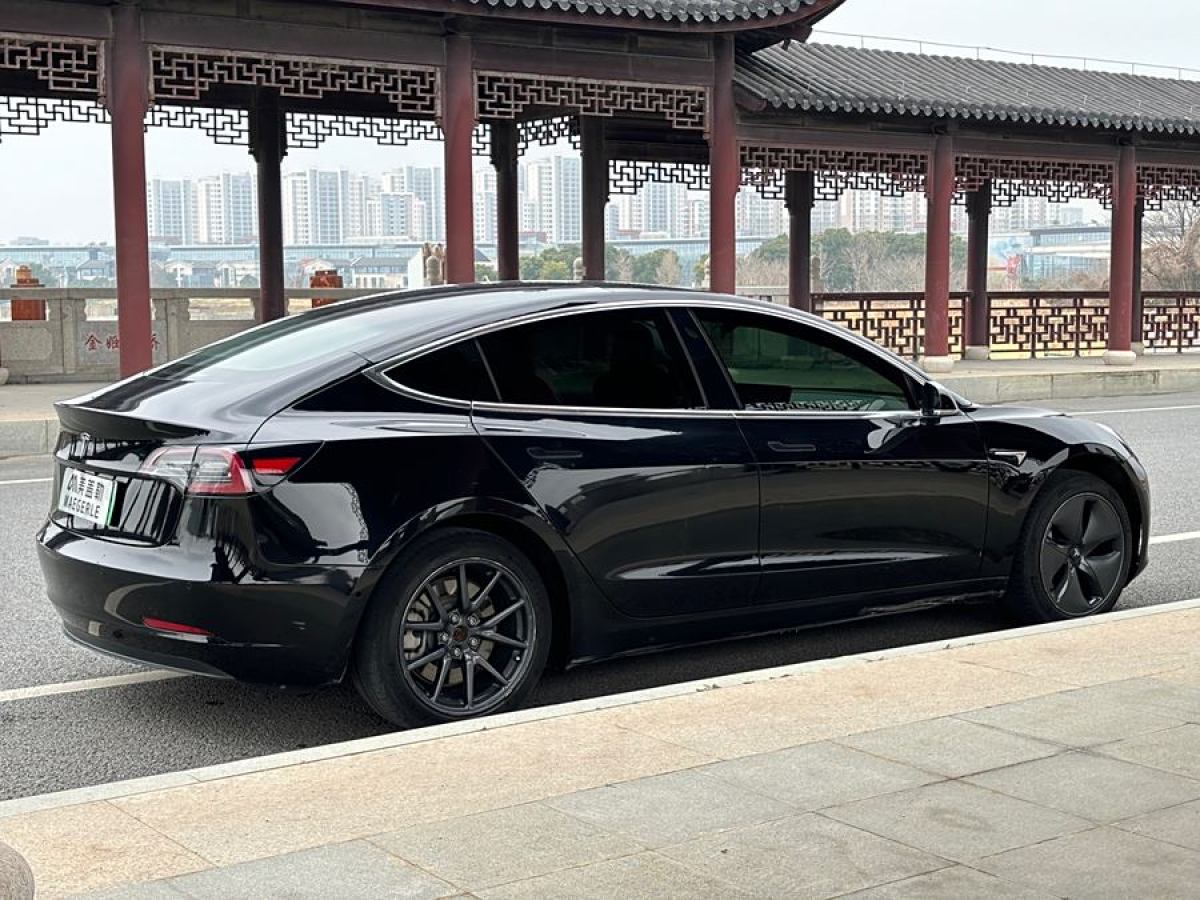 特斯拉 Model 3  2019款 標準續(xù)航后驅(qū)升級版圖片