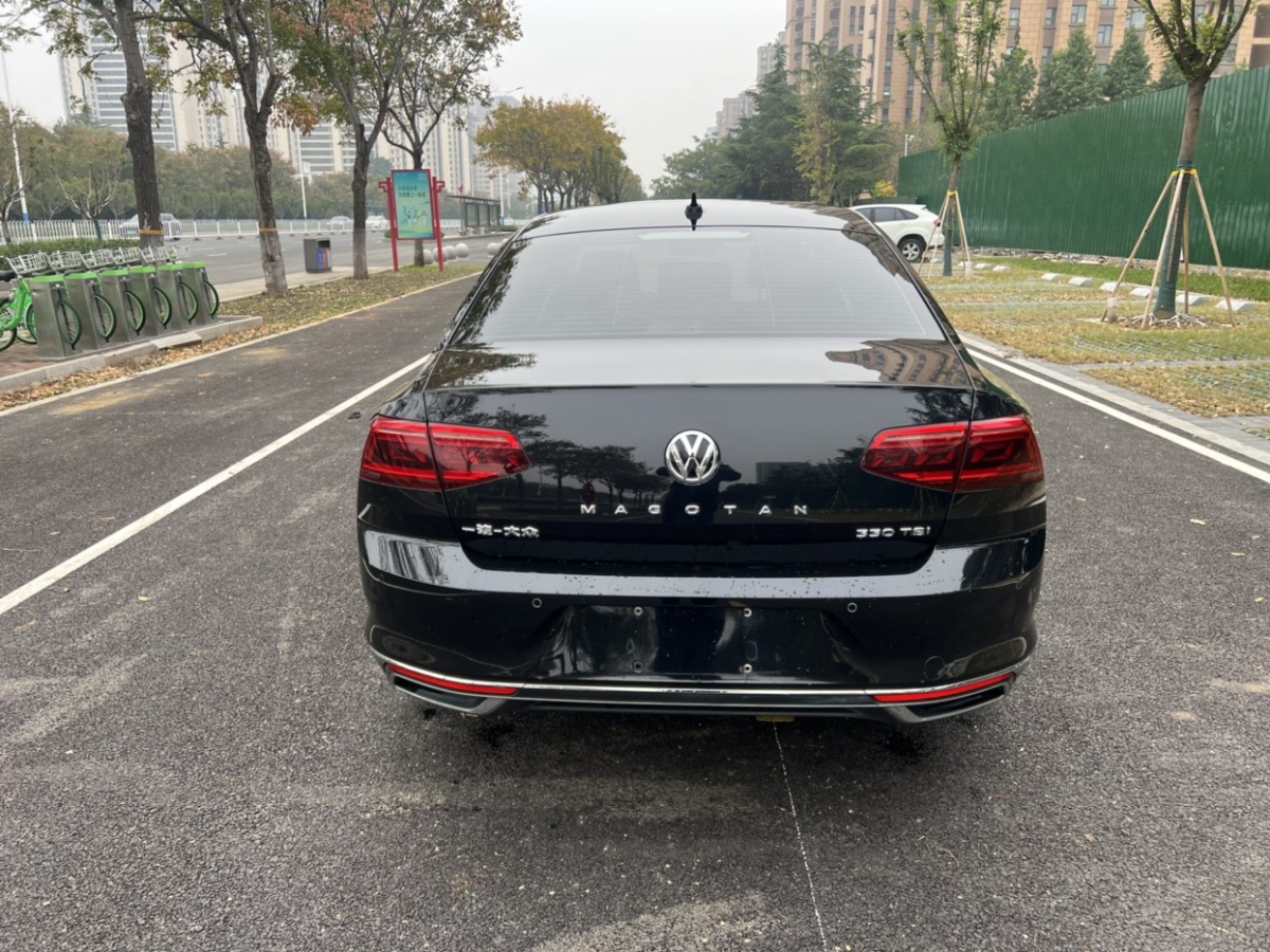 大眾 邁騰  2020款 330TSI DSG 領(lǐng)先型圖片