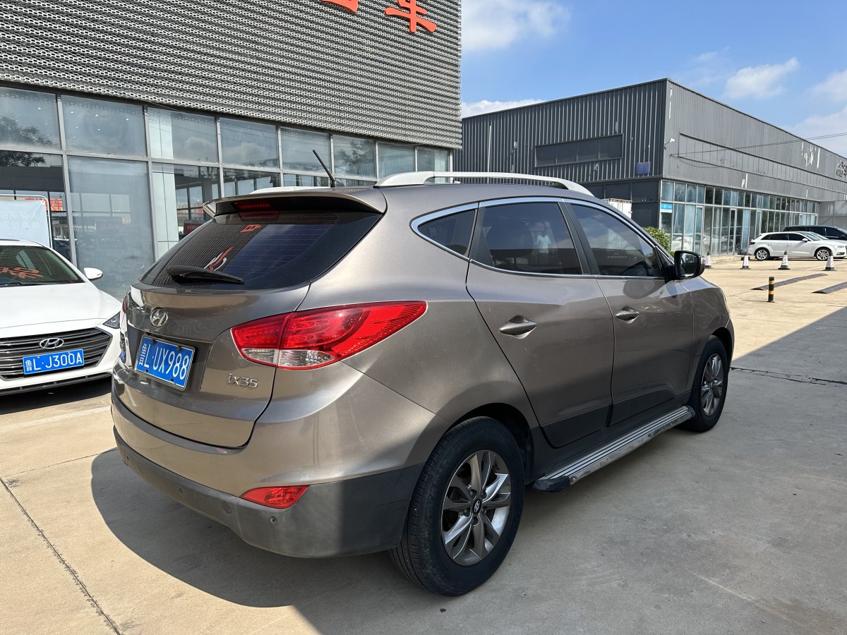 现代 ix35  2015款 2.0L 自动两驱舒适型 国V图片