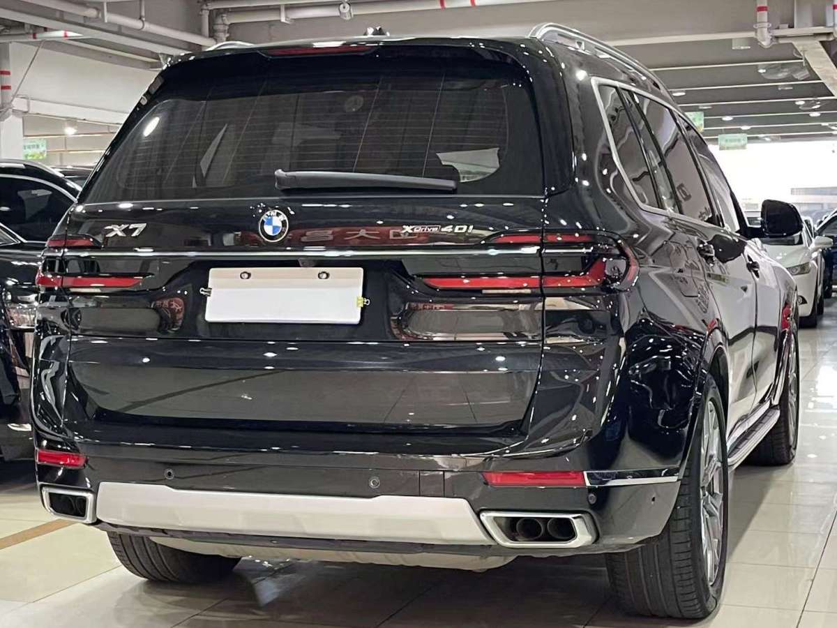 寶馬 寶馬X7  2023款 xDrive40i 領(lǐng)先型豪華套裝圖片