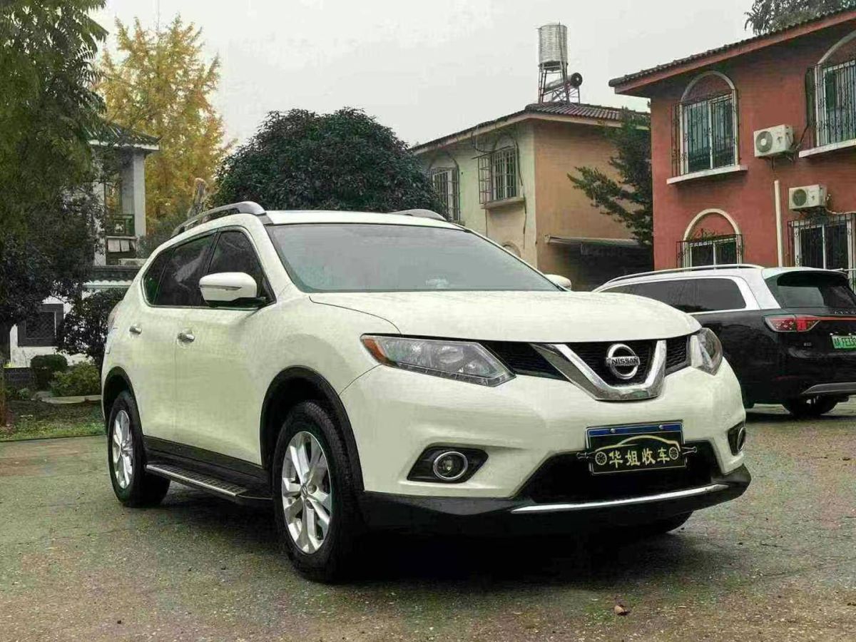 日產(chǎn) 奇駿  2014款 2.0L CVT四驅(qū)智驅(qū)版圖片