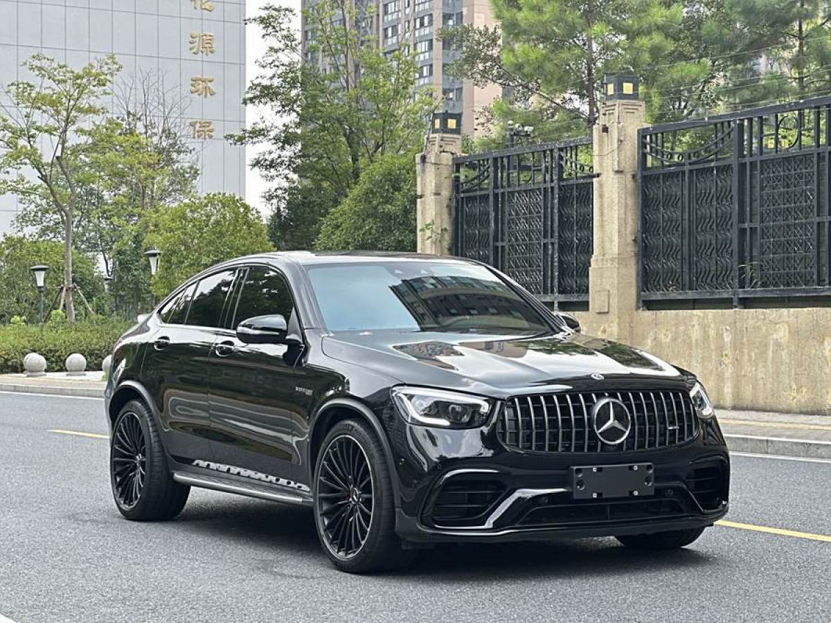 2021年9月奔馳 奔馳GLC轎跑 AMG  2020款 AMG GLC 63 S 4MATIC+  轎跑SUV