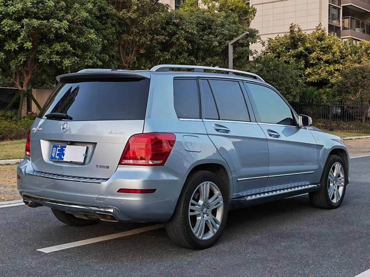 奔馳 奔馳GLK級(jí)  2015款 GLK 260 4MATIC 動(dòng)感型 極致版圖片