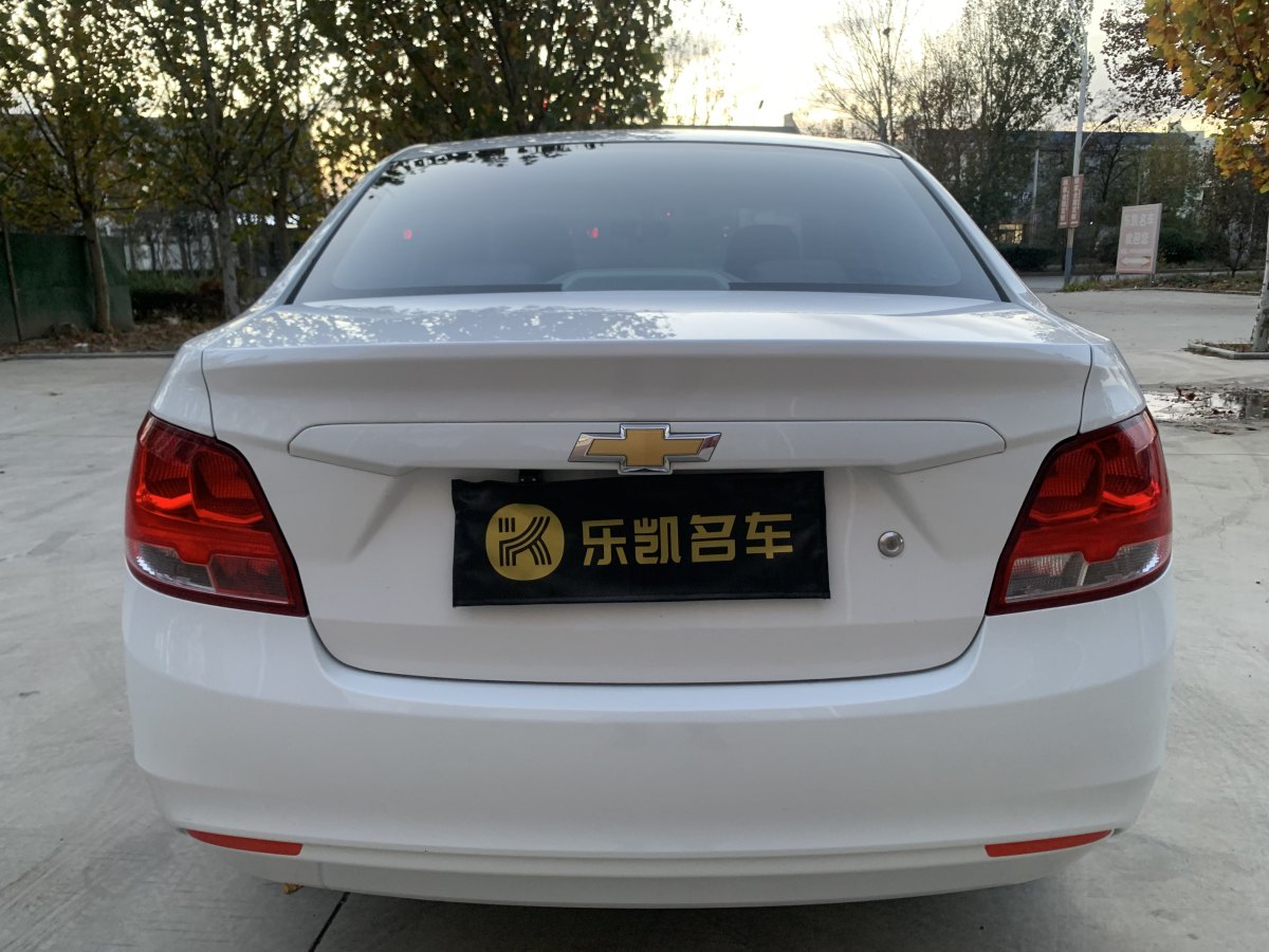 雪佛兰 赛欧  2015款 赛欧3 1.5L 手动理想天窗版图片