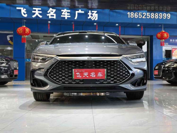 比亚迪 汉  2022款 DM-i 121KM 尊享型