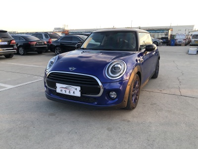 2018年12月 MINI COUNTRYMAN 1.5T COOPER 經(jīng)典派圖片