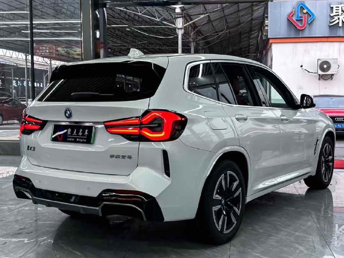 寶馬 寶馬X3  2025款 xDrive30L 尊享型 M運(yùn)動(dòng)套裝圖片