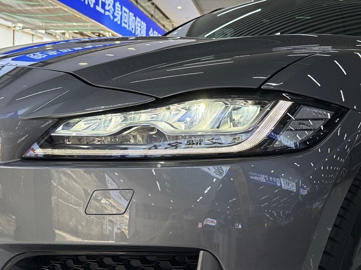 捷豹 F-PACE  2020款 2.0T 賽旗版圖片