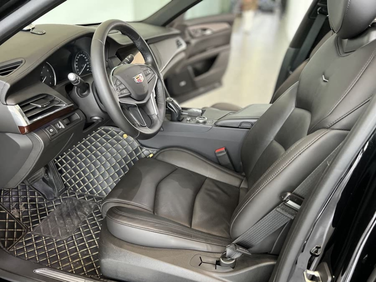 凱迪拉克 CT6  2019款 28T 時(shí)尚型圖片