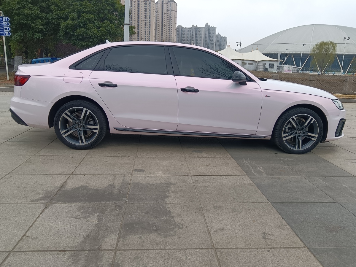 奧迪 奧迪A4L  2022款 40 TFSI 豪華動(dòng)感型圖片