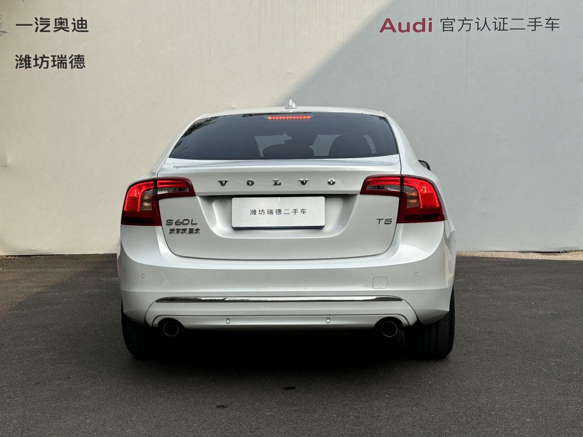 沃尔沃 S60  2014款 2.0T T5 个性运动版(改款)图片